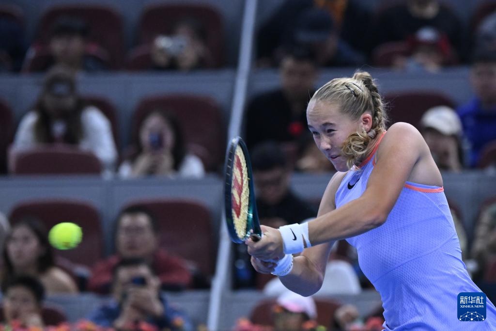 与此同时 与此同时