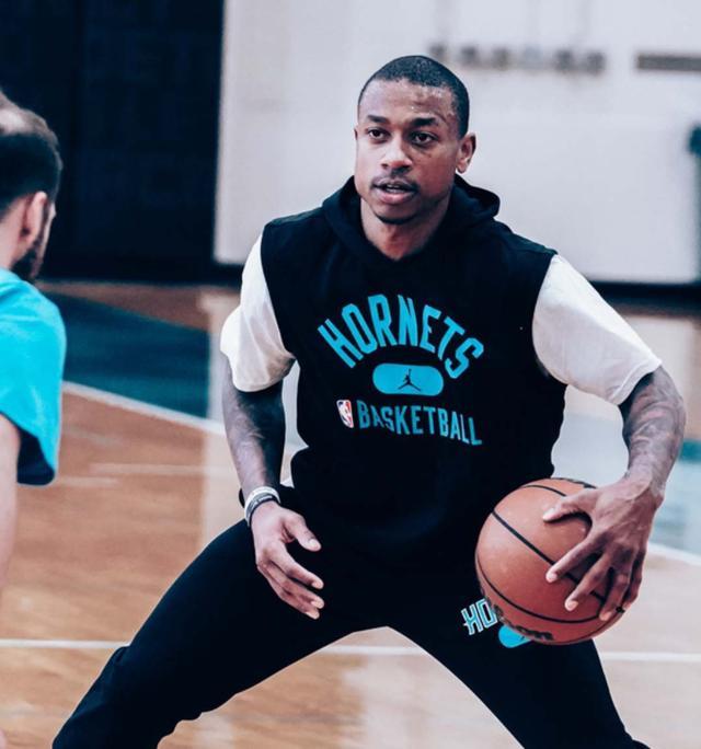 不仅是亮眼 不仅是亮眼