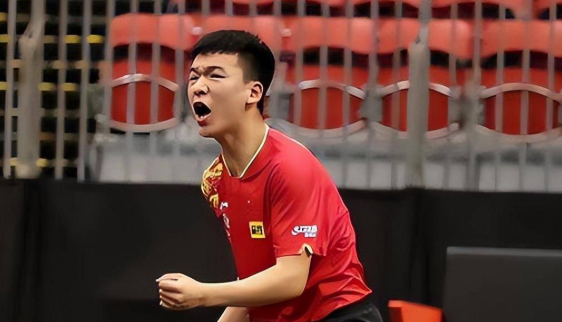 在打野或中 在打野或中