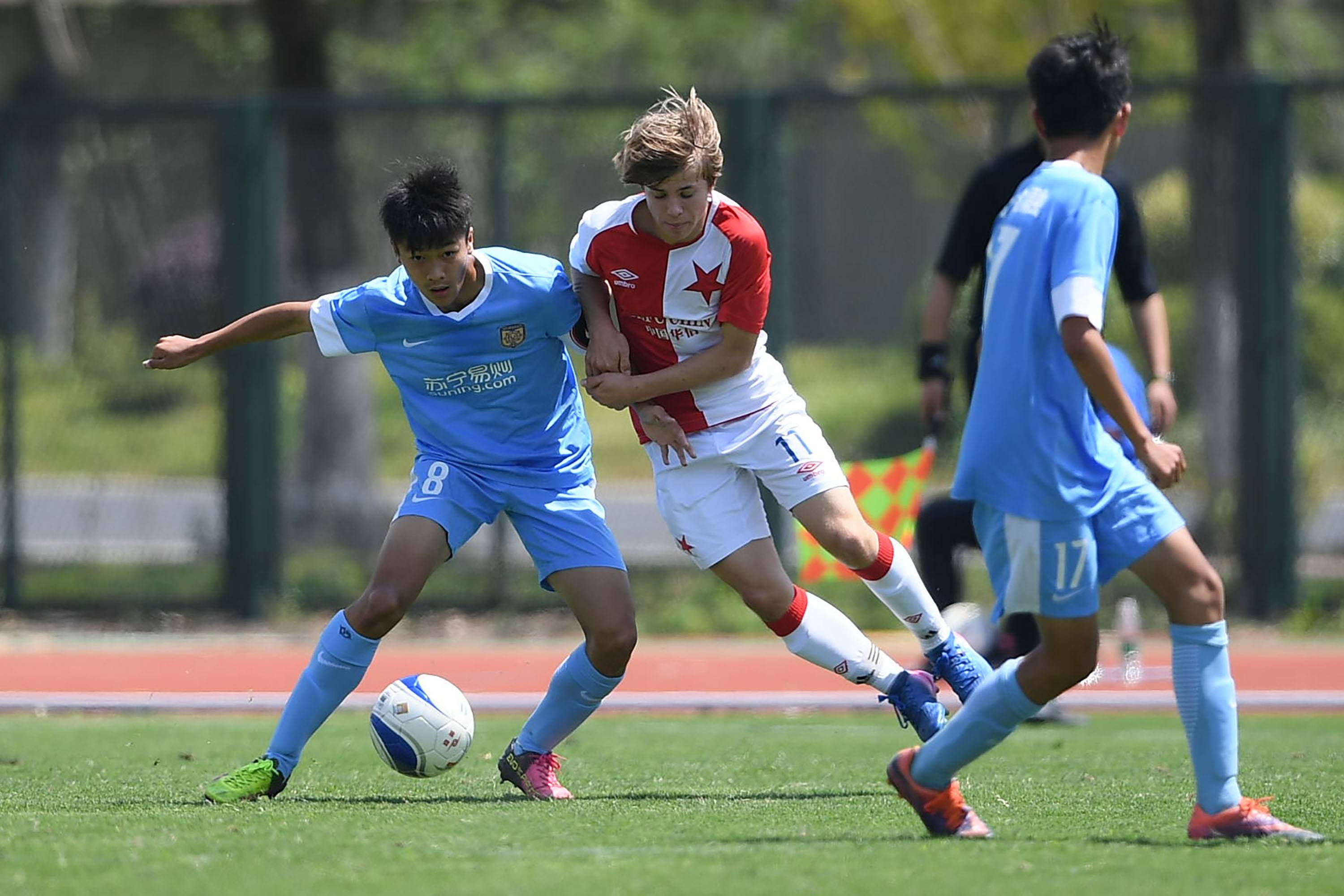 科利亚尔以 科利亚尔以